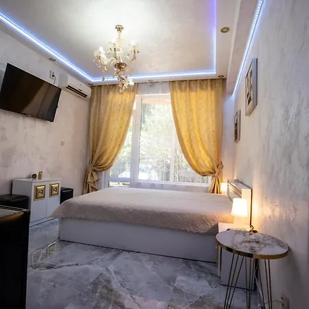 Ar Luxury *
