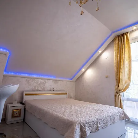 Ar Luxury Apartmán *