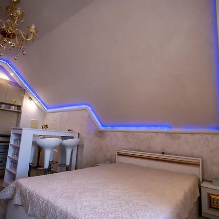 Ar Luxury Apartman *