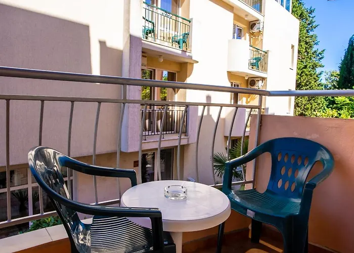 Ar Luxury * ラヴダ