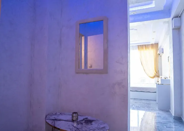 アパート Ar Luxury ラヴダ