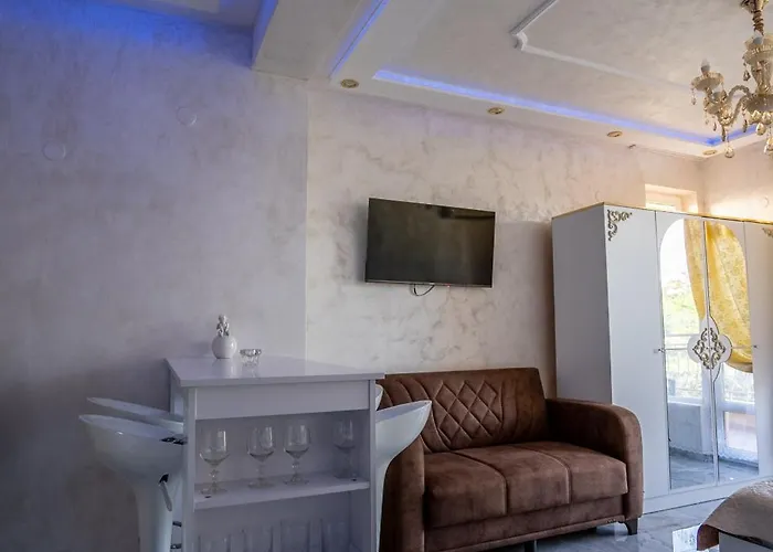 アパート Ar Luxury