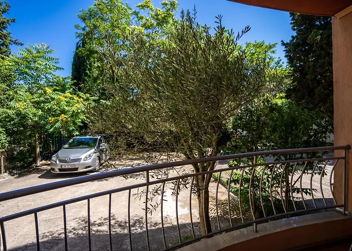 アパート Ar Luxury