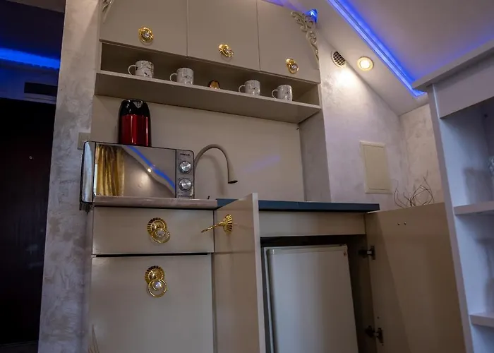 Ar Luxury アパート *