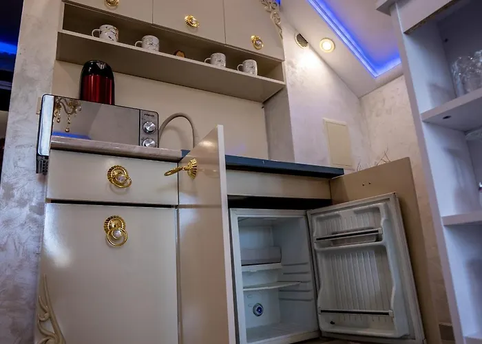 Ar Luxury アパート ラヴダ