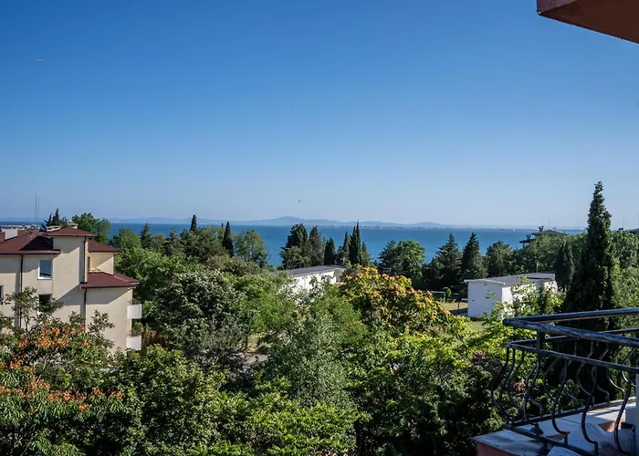 アパート Ar Luxury *